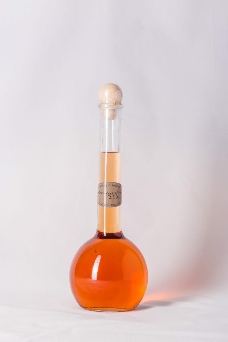 Weinbergspfirsich-Likör