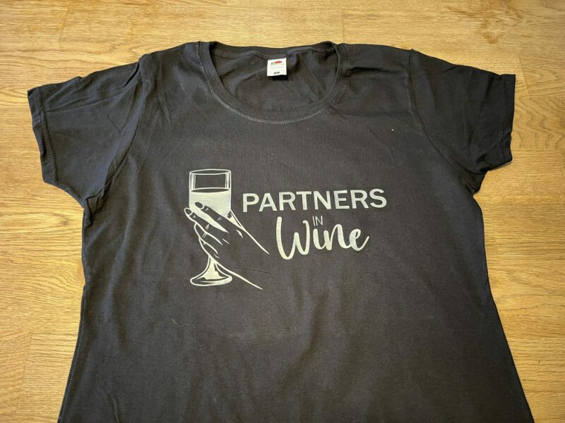 T-Shirt Partners in Wein – Bild 2