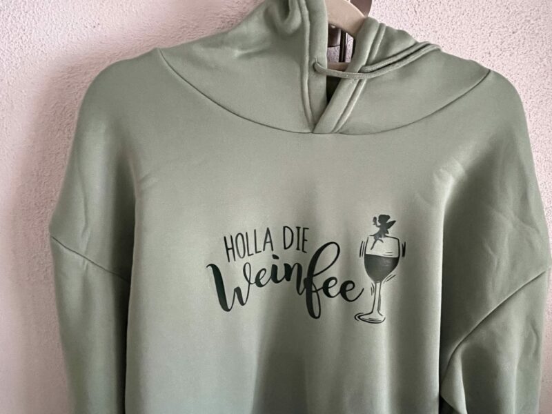 Hoodie "Holla die Weinfee" – Bild 2
