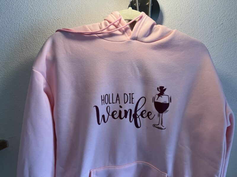 Hoodie "Holla die Weinfee" – Bild 5